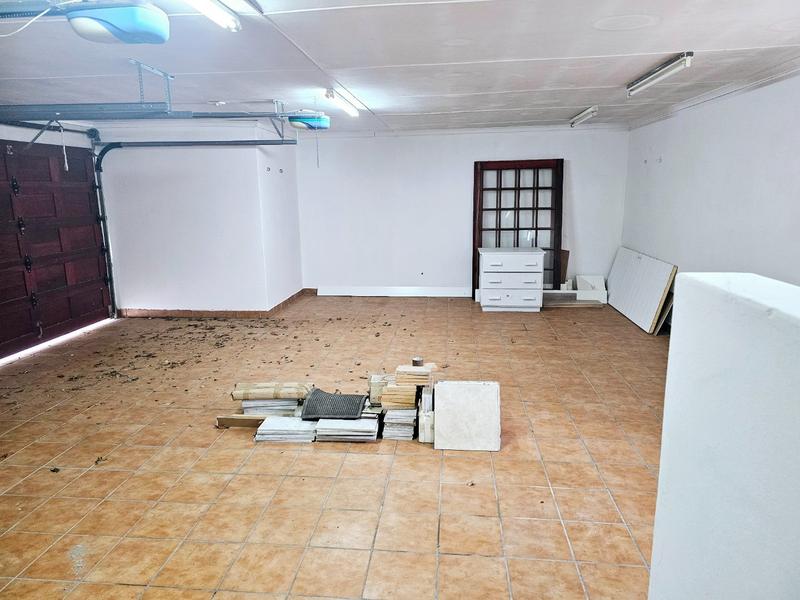 3 Bedroom Property for Sale in Mossel Bay Central Western Cape